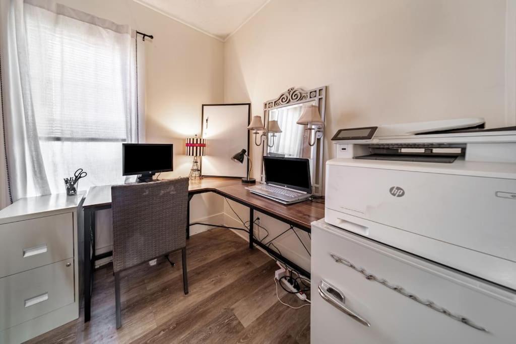 Cottage In The Falls, 2 B, 2 Bath, Fireplace Cuyahoga Falls Εξωτερικό φωτογραφία